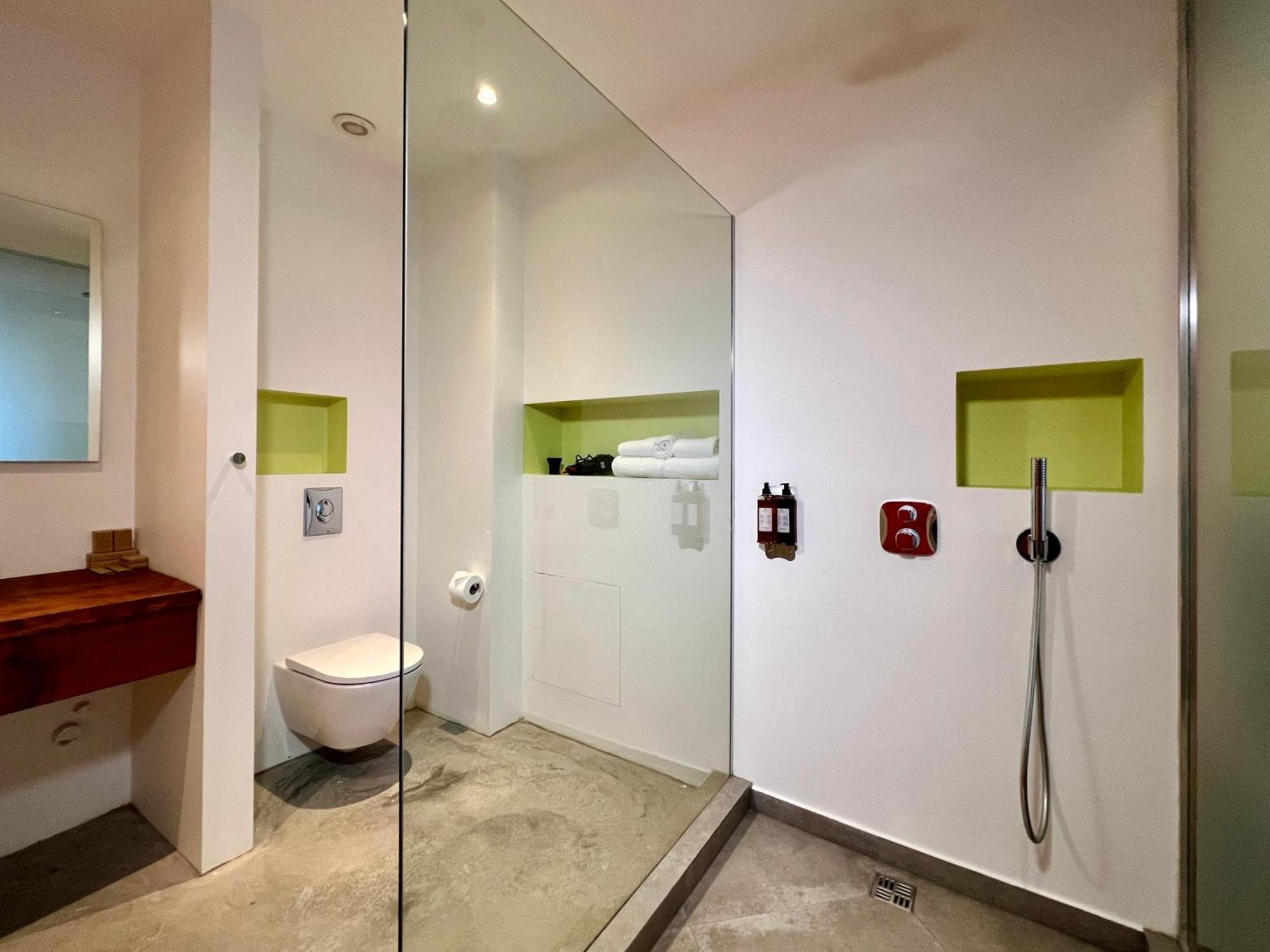 Concept14/16 Hotel Tbilisi Luaran gambar